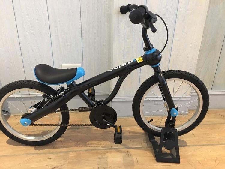 | 配件 | 金屬停車架